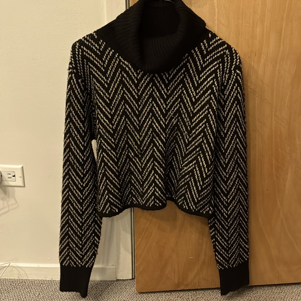 Vintage style sweater with gold herringbone pattern, cowl neck, size small